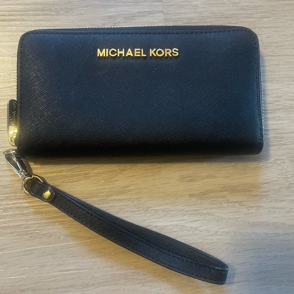 Small Black Michael Kors Wallet